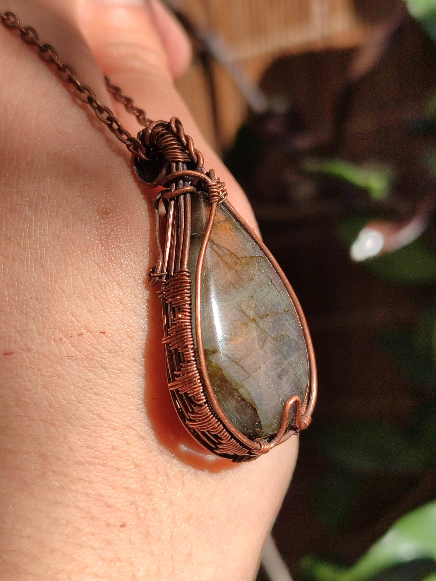 Imagem da peça Colar Artesanal com Labradorite Natural